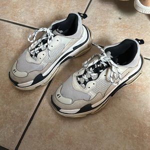 Balenciaga triple s